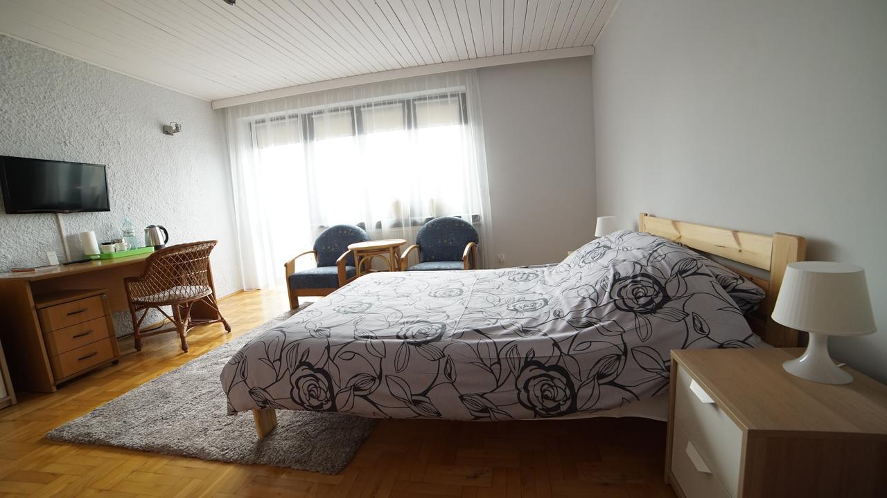 Swierkowy Naleczow Bagian luar foto