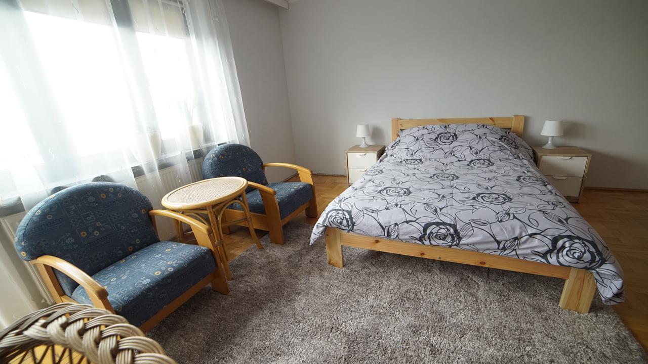 Swierkowy Naleczow Bagian luar foto
